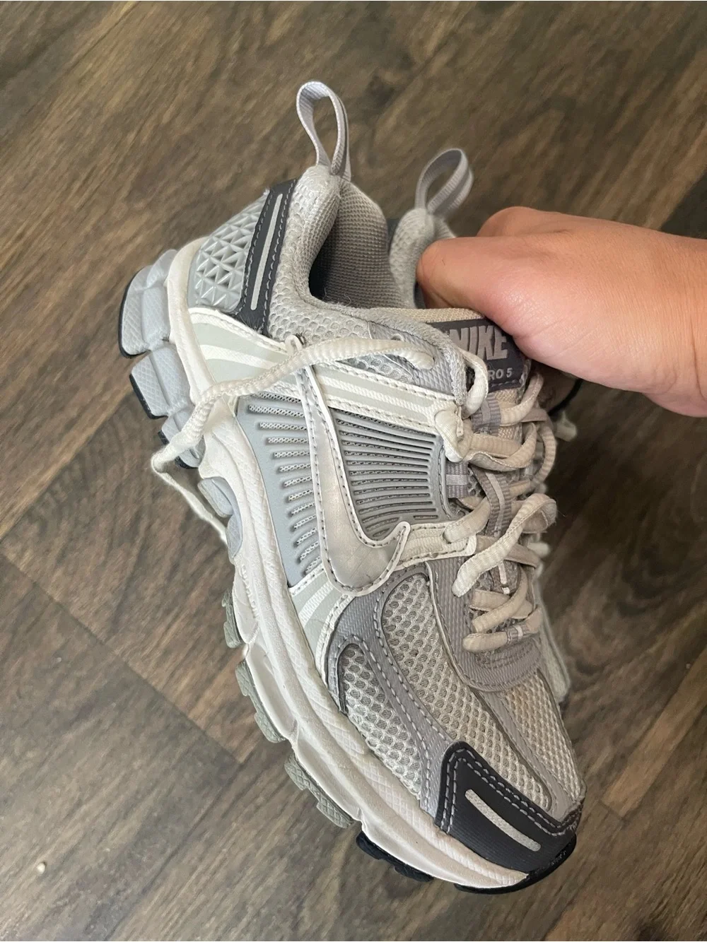 Nike Vomero 5 -kids size 1